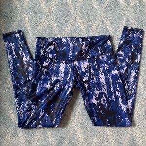 ALO Yoga Blue and Black Snakeskin Patterned Leggings